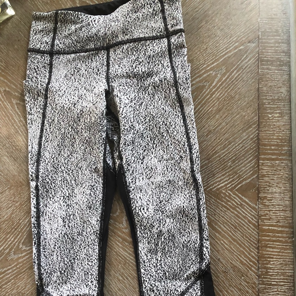 Lululemon pace rival run crop black gray sz 2 - Picture 2 of 4